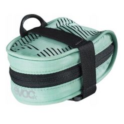 Torba rowerowa pod siodło Evoc Saddle Race zielony 0,3 L. Zielone torebki klasyczne EVOC, bez wzorów, sportowe, bez dodatków. Za 64.00 zł.