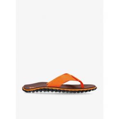 Japonki Gumbies Duckbill Flip-Flops. Brązowe japonki Gumbies, bez wzorów. Za 109.99 zł.