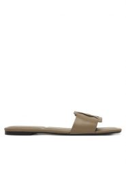 Calvin Klein Klapki Square Flat Sandal Emblem HW0HW03128 Beżowy. Brązowe klapki Calvin Klein, bez wzorów, ze skóry, bez obcasa, bez zapięcia. Za 409.99 zł.