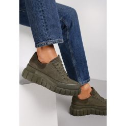 Zielone Trampki Maudedig. Zielone trampki Renee, bez wzorów, z gumy, przed kostkę, bez zapięcia. Za 159.99 zł.
