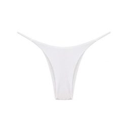 Stringi z delikatnym paskiem niewidoczne pod ubraniem Ronalda. Stringi Intica, bez wzorów. W wyprzedaży za 59.00 zł.