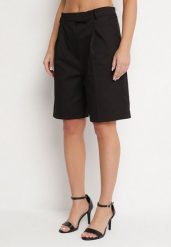 Czarne Eleganckie Szorty Bermudy z Bawełny z Wysokim Stanem Alionna. Czarne szorty Born2be, bez wzorów, z bawełny, eleganckie. Za 129.99 zł.