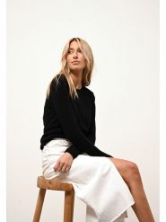 Just Cashmere Kaszmirowy sweter "Vivian" w kolorze czarnym rozmiar: M. Czarne swetry Just Cashmere, m, bez wzorów, z kaszmiru, bez ramiączek. Za 397.95 zł.
