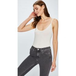Vero Moda - Top Ava. Topy marki 4f. W wyprzedaży za 29.90 zł.