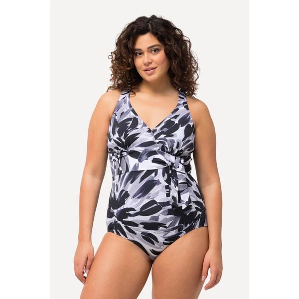 Damski Kostium kąpielowy dekolt typu halter miękkie miseczki z recyklingu. Czarne stroje jednoczęściowe Ulla Popken, bez wzorów, z elastanu, sportowe. Za 294.99 zł.