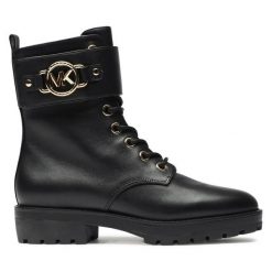 Botki MICHAEL Michael Kors. Czarne botki MICHAEL Michael Kors, bez wzorów, bez obcasa, na płaskiej podeszwie, bez zapięcia. Za 919.99 zł.