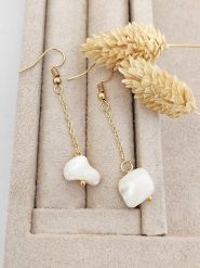 Luja Bijoux Pozłacane kolczyki z masą perłową rozmiar: onesize. Białe kolczyki Luja Bijoux, z perłą, pozłacane. Za 74.28 zł.