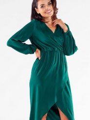 Sukienka Model A523 Bottle Green - awama. Zielone sukienki Awama, l, bez wzorów, z elastanu, bez kołnierzyka, bez ramiączek, kopertowe. Za 345.43 zł.