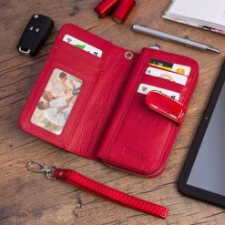 Portfel skórzany damski czerwony duży na zamek motyl lakierowany Alessandro. Czerwone portfele bez wzorów, z lakierowanej skóry. Za 119.99 zł.