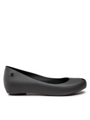 Melissa Baleriny Ultragirl Basic As 31976 Czarny. Czarne baleriny Melissa, bez wzorów, z tworzywa sztucznego, bez obcasa, bez zapięcia. Za 169.99 zł.