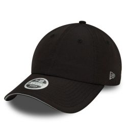 Czapka z daszkiem New Era. Czarne czapki z daszkiem New Era, bez wzorów. Za 119.99 zł.