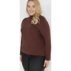 Ciemnobrązowy Golf Niinisto. Brązowe bluzki Born2be, plus size, bez wzorów, z dzianiny, eleganckie, plus size, bez ramiączek. W wyprzedaży za 45.49 zł.