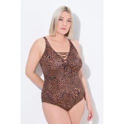 Damski Kostium kąpielowy wzór w panterkę wiązanie miękkie miseczki. Brązowe stroje jednoczęściowe Ulla Popken, bez wzorów, z elastanu, sportowe. W wyprzedaży za 191.99 zł.