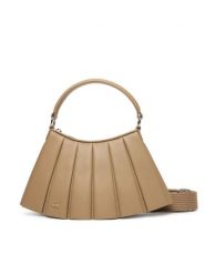 Lacoste Torebka NU5011DP Różowy. Czerwone torebki klasyczne Lacoste, bez wzorów, ze skóry, bez dodatków. Za 1,099.00 zł.