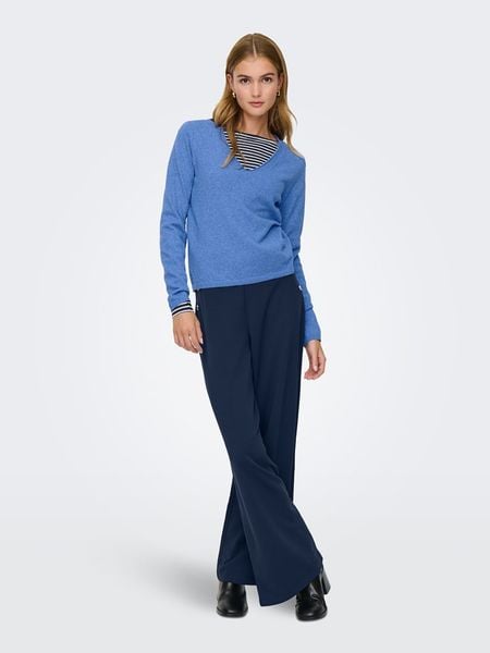 ONLY Sweter w kolorze niebieskim rozmiar: XL. Niebieskie swetry ONLY, s, bez wzorów, z materiału, bez ramiączek. Za 61.31 zł.