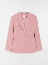 Żakiet z domieszką wiskozy - różowy. Czerwone marynarki i żakiety Sinsay, l, bez wzorów, z wiskozy, bez ramiączek. Za 79.99 zł.