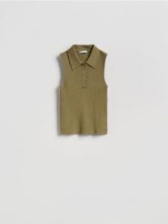 Prążkowana bluzka - oliwkowy. Zielone bluzki Reserved, l, bez wzorów, z dzianiny, bez kołnierzyka, bez ramiączek. Za 89.99 zł.