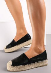 Czarne Plecione Espadryle na Grubej Podeszwie z Lakierowaną Cholewką Noem. Czarne espadryle Renee, bez wzorów, z lakierowanej skóry, bez obcasa, na platformie. W wyprzedaży za 50.99 zł.