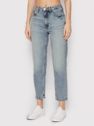 Guess Jeansy W2YA21 D4NH6 Niebieski Mom Fit. Niebieskie jeansy Guess, z aplikacjami, z bawełny. Za 339.99 zł.