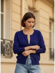 ASSUILI Kardigan w kolorze granatowym rozmiar: 40. Niebieskie swetry Assuili, bez wzorów, bez ramiączek. Za 100.99 zł.