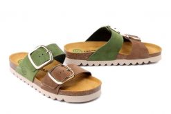 DR. BRINKMANN 700924-07 grun, klapki damskie. Zielone klapki Dr. Brinkmann, bez wzorów, ze skóry, bez obcasa, bez zapięcia. Za 329.90 zł.