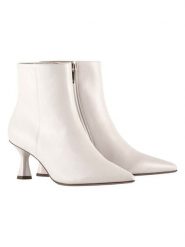 Högl Skórzane botki "Charlene" w kolorze białym rozmiar: 37,5. Białe botki Högl, bez wzorów, eleganckie, bez obcasa, bez zapięcia. Za 596.95 zł.