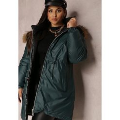 Ciemnozielona Kurtka Dwustronna z Kapturem Cilera. Zielone kurtki Renee, na zimę, plus size, bez wzorów, z kapturem. W wyprzedaży za 343.99 zł.