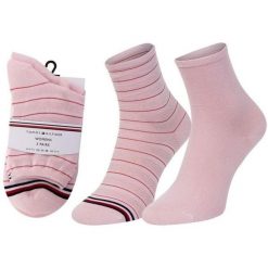 Skarpetki bawełniane Tommy Hilfiger dla kobiet - 2 pary różowe. Czerwone skarpetki ZEAGLE, bez wzorów, z bawełny. Za 131.99 zł.