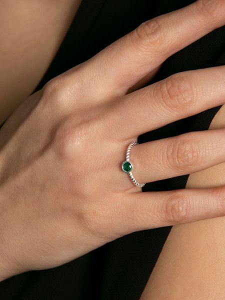 Lodie Silver Srebrny pierścionek z cyrkonią rozmiar: onesize. Szare pierścionki Lodie Silver, z cyrkonią, srebrne. Za 48.45 zł.