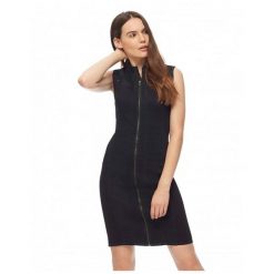 LEE ZIP DRESS BLACK L50JAEYG. Czarne sukienki Lee, l, bez wzorów, bez kołnierzyka, bez ramiączek. Za 199.99 zł.