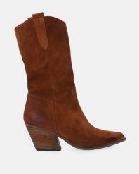 ZAMSZOWE KOWBOJKI NA OBCASIE F001SUCUOBB094. Botki Venezia, bez wzorów, ze skóry, bez obcasa, na obcasie, bez zapięcia. Za 539.00 zł.
