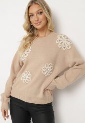 Beżowy Sweter z Bawełną i Aplikacjami Kwiatów 3D Erosavia. Brązowe swetry Born2be, uniwersalny, z aplikacjami, z bawełny, eleganckie, bez ramiączek. W wyprzedaży za 127.49 zł.