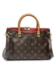 Louis Vuitton Torebka w kolorze brązowym - 26 x 18 x 8 cm rozmiar: onesize. Brązowe torebki klasyczne Louis Vuitton, bez wzorów, z materiału, przez ramię, bez dodatków. Za 5,077.12 zł.