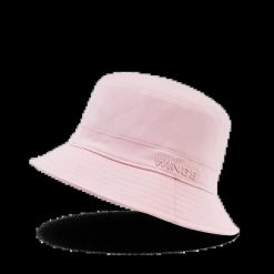 Bucket Hat WINGS UNLEASH bawełniany kapelusz PINK. Czerwone kapelusze Wings, na lato, bez wzorów, z bawełny, eleganckie. Za 49.90 zł.