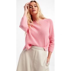 Sweter Leandra WEEKEND MAX MARA. Czerwone swetry Weekend Max Mara, s, bez wzorów, z kaszmiru, bez ramiączek. W wyprzedaży za 1,263.20 zł.