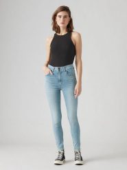 Levi's Dżinsy - Skinny fit - w kolorze błękitnym rozmiar: W31/L28. Niebieskie jeansy Levi's, l, z aplikacjami, klasyczne, z podwyższonym stanem. Za 144.58 zł.