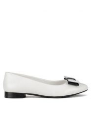 Lasocki Baleriny RST-KOLETTA-41 Biały. Białe baleriny Lasocki, bez wzorów, ze skóry, bez obcasa, bez zapięcia. Za 169.99 zł.