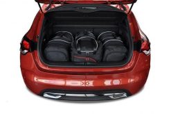 Torby Do Bagażnika Citroen Ds4 Hatchback 2011-2015 4Szt Kjust. Czarne torby podróżne KJUST, bez wzorów, z kauczuku. Za 1,196.00 zł.
