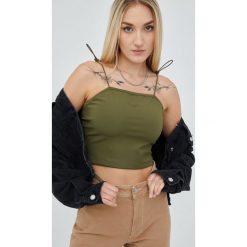 Adidas Originals top Trefoil Moments damski kolor zielony. Zielone topy adidas Originals, s, bez wzorów, z dzianiny, bez kołnierzyka, bez ramiączek. W wyprzedaży za 67.99 zł.