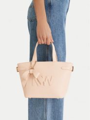 Nine West Torebka EO-Lira I-LX20086s Różowy. Czerwone torebki klasyczne Nine West, bez wzorów, z materiału, bez dodatków. Za 329.99 zł.