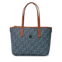 Torebka Tommy Hilfiger. Niebieskie torebki klasyczne Tommy Hilfiger, bez wzorów, klasyczne, bez dodatków. Za 479.99 zł.