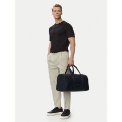 Torba weekendowa Tommy Hilfiger. Czarne torby podróżne Tommy Hilfiger, bez wzorów. Za 649.99 zł.