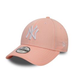 Czapka z daszkiem New Era. Czerwone czapki z daszkiem New Era, bez wzorów. Za 69.99 zł.