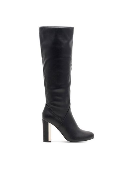 DeeZee Kozaki Clair WYL3552-1 Czarny. Czarne kozaki DeeZee, bez wzorów, z tworzywa sztucznego, bez obcasa, na słupku, bez zapięcia. Za 199.99 zł.