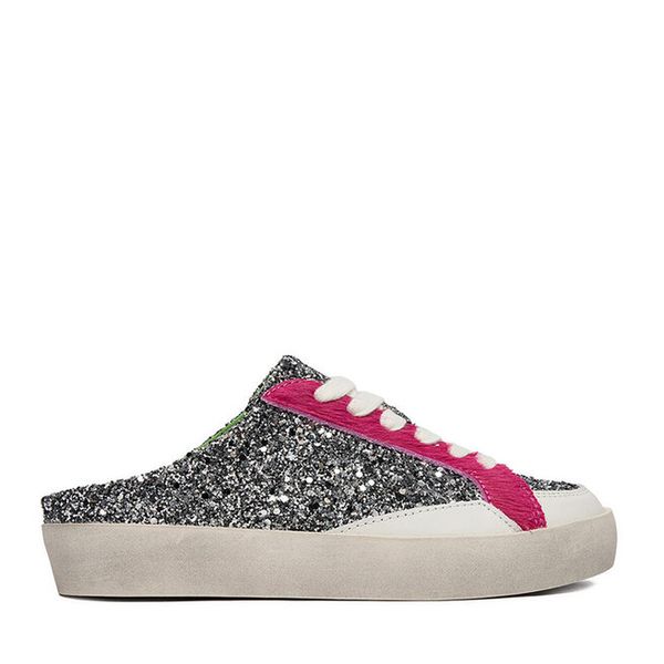 Klapki Eva Minge. Szare klapki Eva Minge, bez wzorów, bez obcasa, bez zapięcia. Za 379.99 zł.