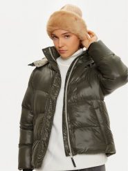 Guess Czapka AW5209 POL01 Brązowy. Brązowe czapki zimowe Guess, z aplikacjami, z materiału. Za 199.99 zł.