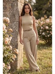 SOULSHAE Spodnie w kolorze beżowym rozmiar: XXL/3XL. Brązowe spodnie materiałowe SOULSHAE, bez wzorów, z materiału, z podwyższonym stanem. Za 124.45 zł.