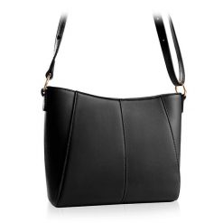 Torebka damska na ramię MILEY BETLEWSKI® czarny. Czarne torebki klasyczne bez wzorów, ze skóry ekologicznej, biznesowe, na ramię, bez dodatków. Za 159.99 zł.