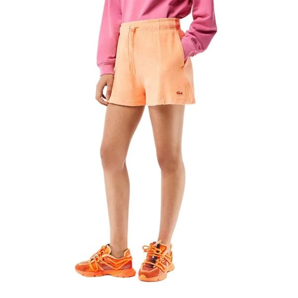 Spodenki damskie Lacoste. Brązowe szorty sportowe Lacoste, z aplikacjami, z dzianiny, z podwyższonym stanem. Za 327.00 zł.