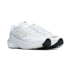 Buty sportowe New Balance UTRNWE. Białe buty do biegania New Balance, bez wzorów, z gumy, bez zapięcia, do biegania. Za 462.14 zł.